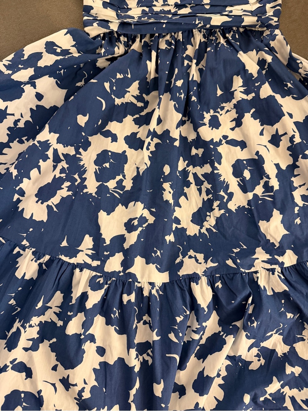 Abercrombie & Fitch Emerson Blue White Floral Puff Sleeve Midi Dress M NWT - Picture 5 of 6